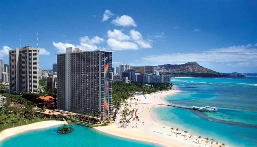 Hilton Hawaiian Village Waikiki Beach Resort - **FEES TO BE PAID LOCALLY**